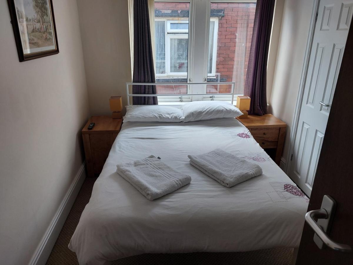 Tsd Guest House Blackpool Exterior photo